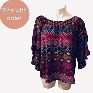 FREE NWOT Peach Love‎ Ruffled 3/4 Length Sleeve Top Small